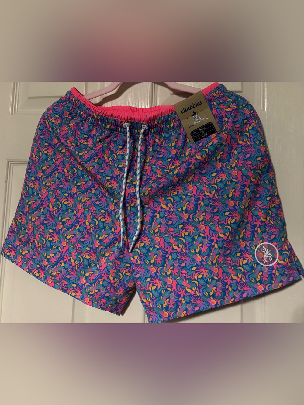 chubbies Bright Coral Waistband Swim Trunks with Blue Label
